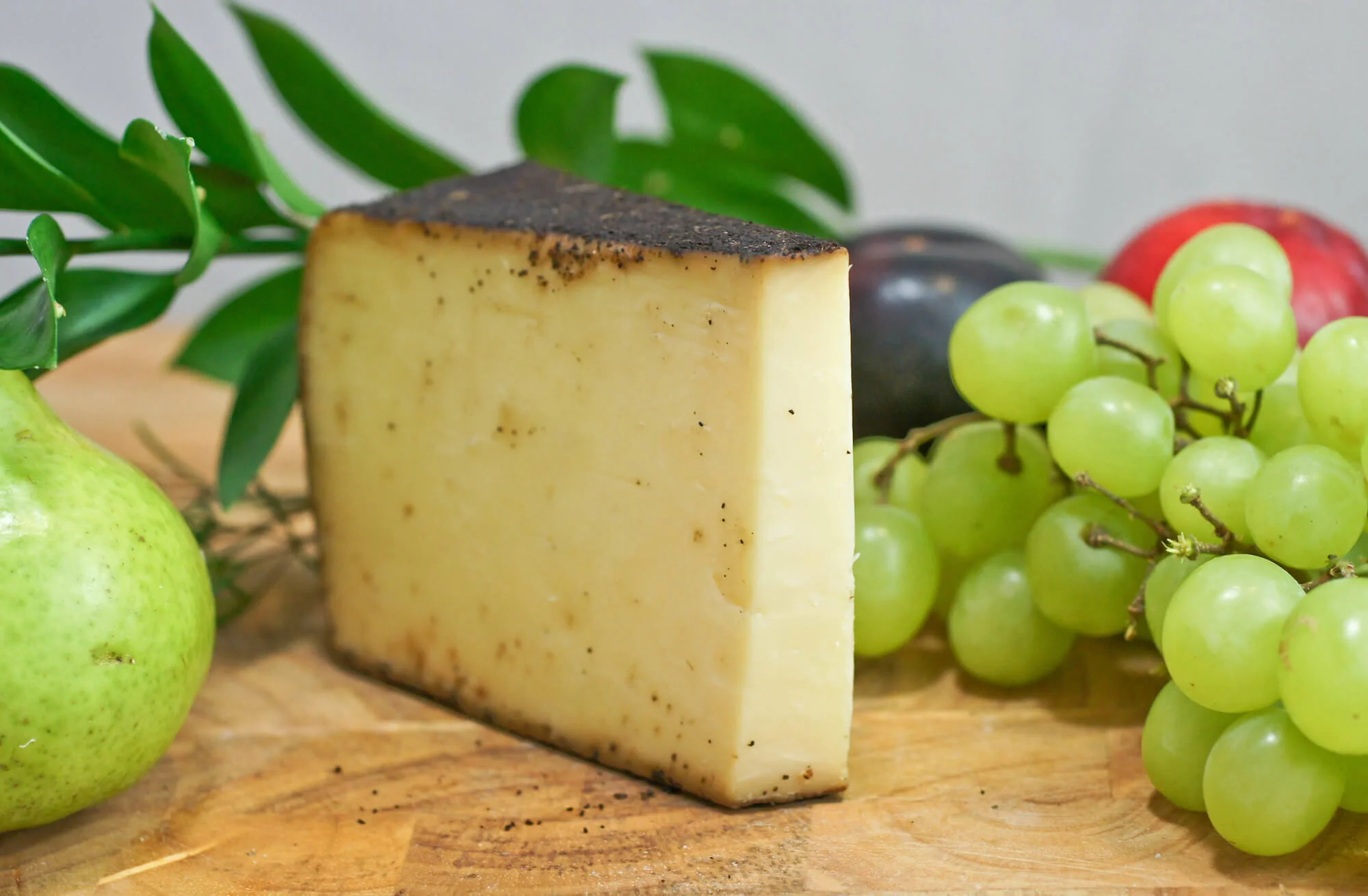 "Barely Buzzed, Cheese with Espresso Rind" by artizone is licensed under CC BY-NC-ND 2.0